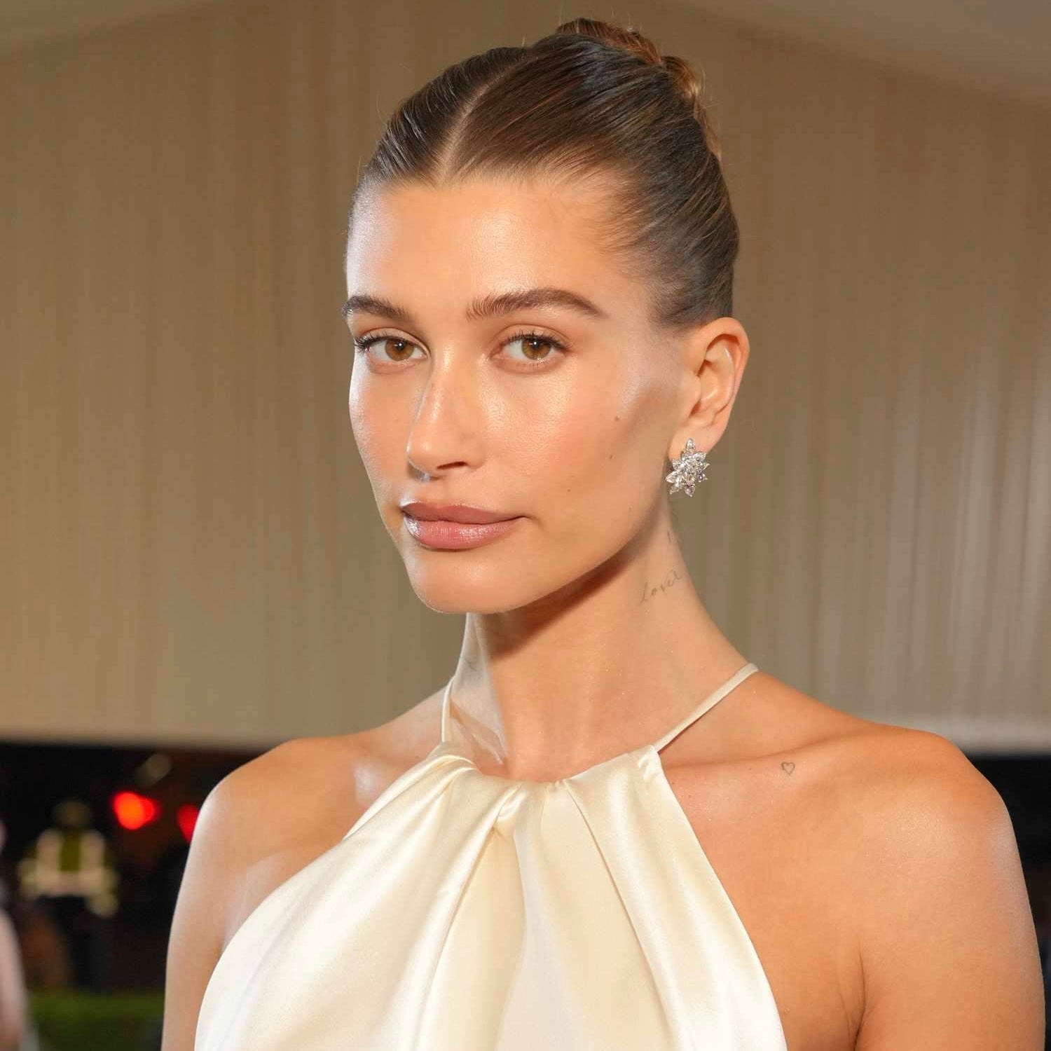 "Clean Look" : la coiffure minimaliste qui fait sensation en 2025