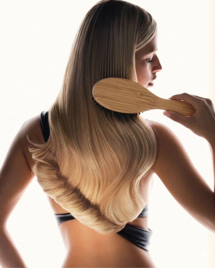 💨 Cheveux électriques : pourquoi ça arrive et comment les éviter ?