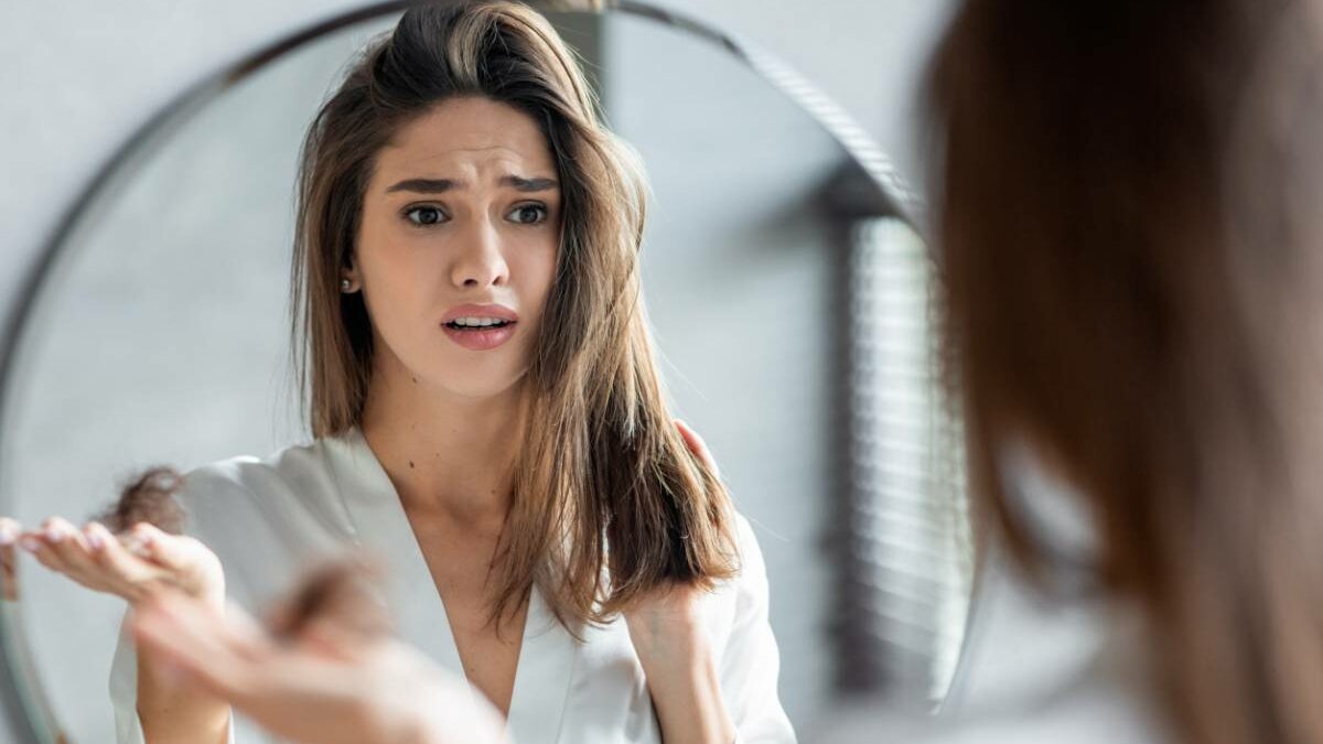 Cheveux abîmés après l’hiver ? Voici la solution