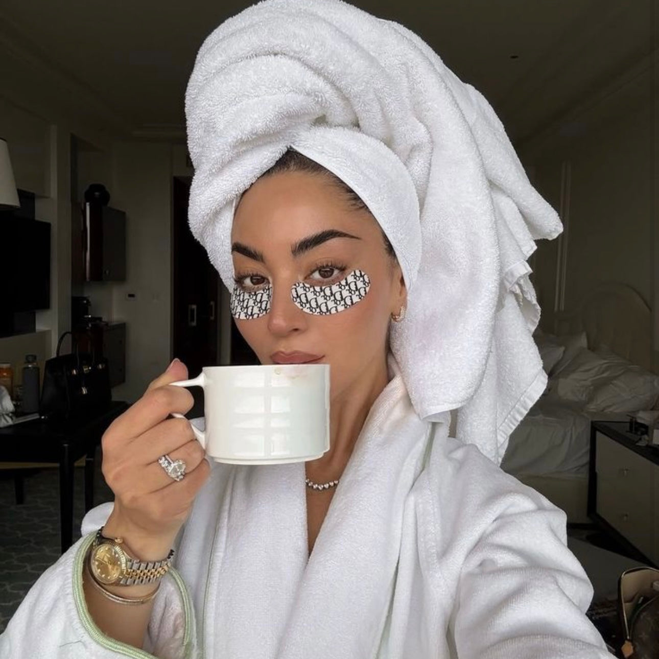 Hair Spa maison : mini-soins détox, massage cuir chevelu et routine douce post-été .